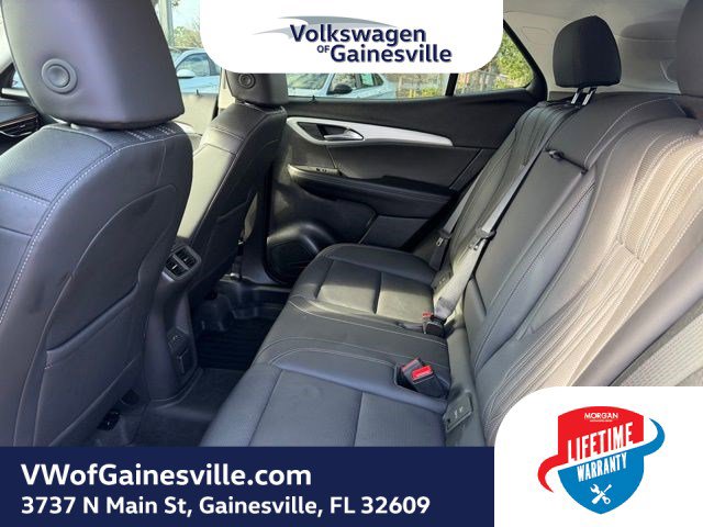 Used 2025 Buick Envision Avenir image 11