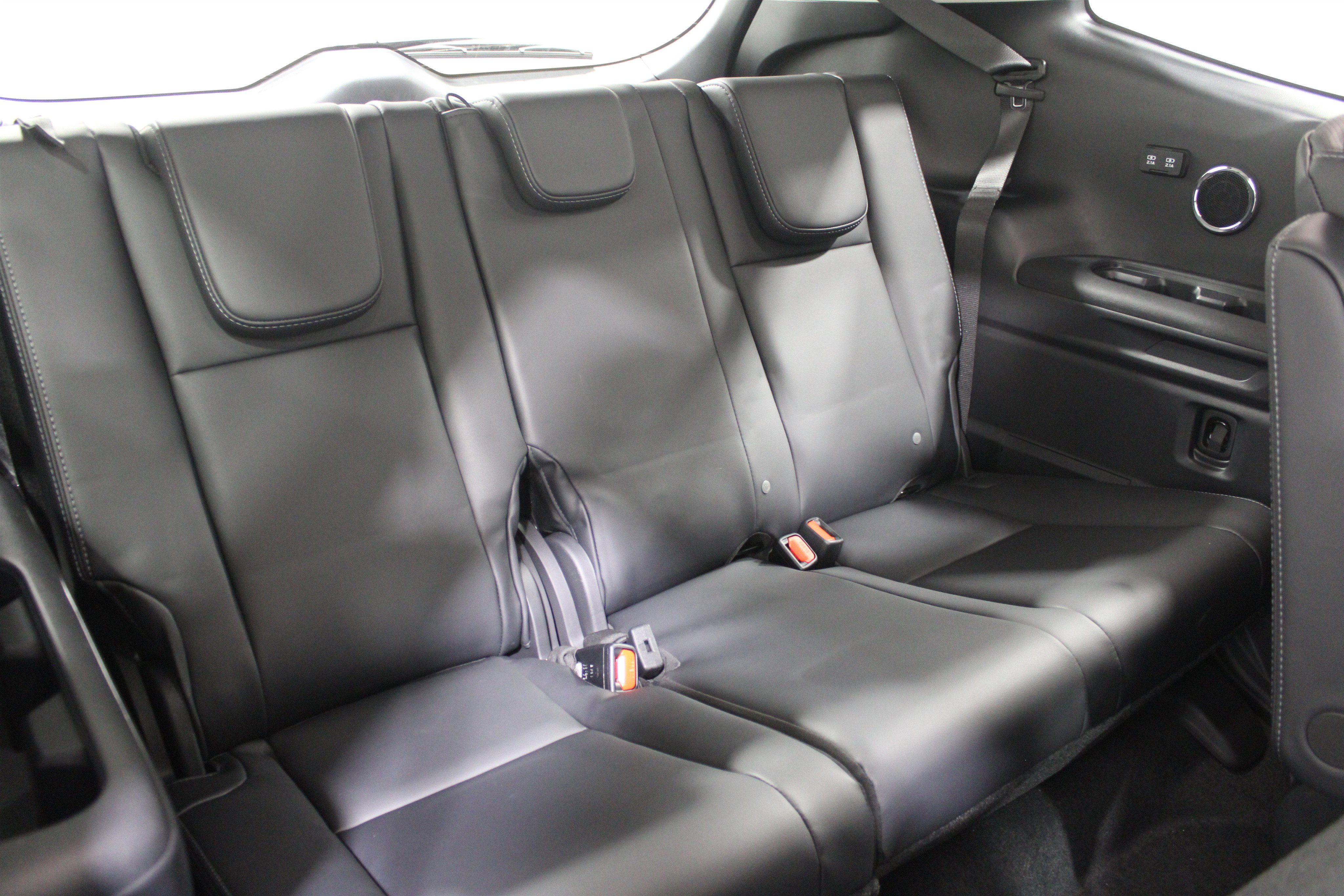 New 2025 Subaru Ascent Limited image 24