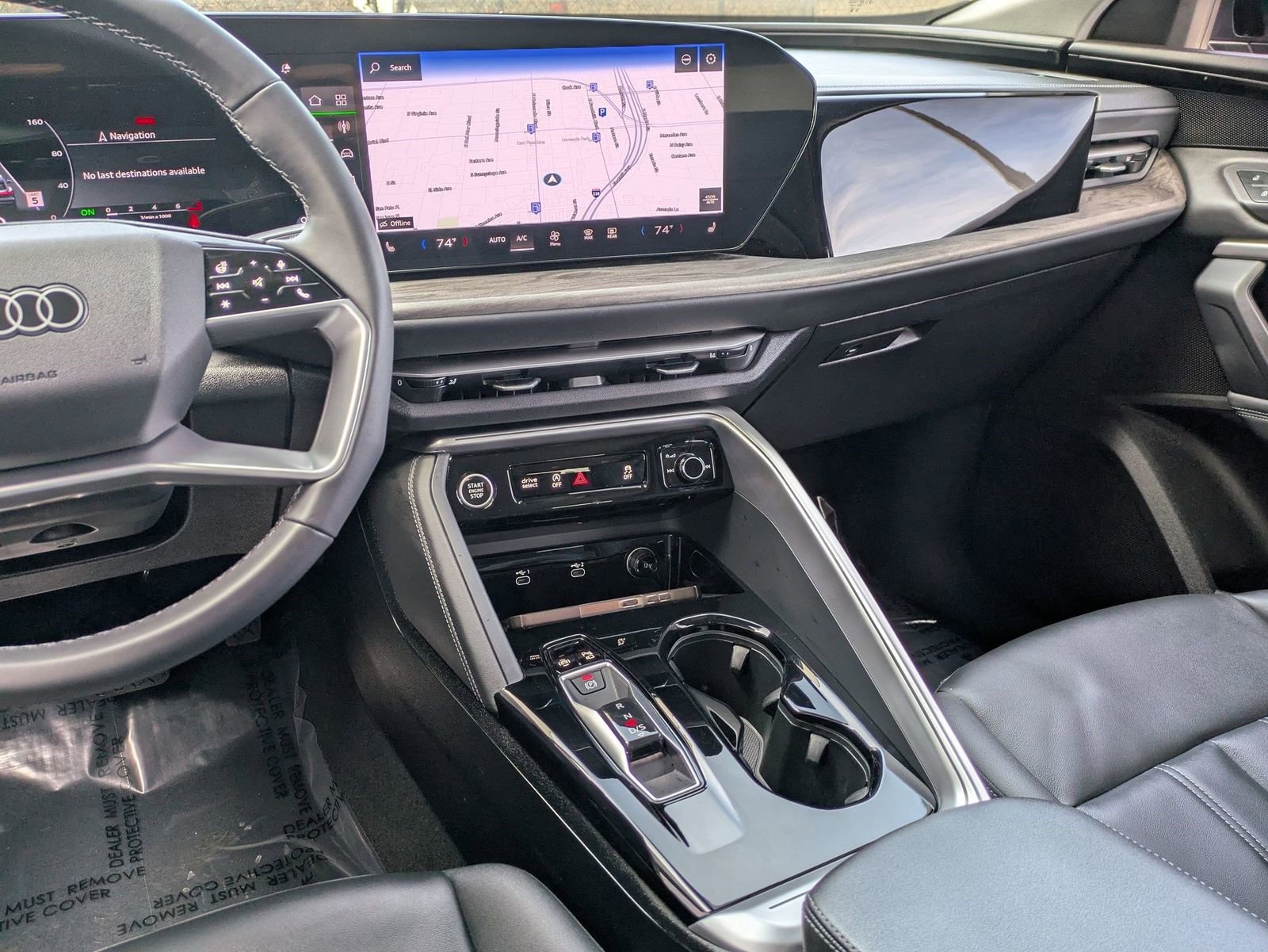 Used 2025 Audi Q5 Premium w/ Convenience Package image 9