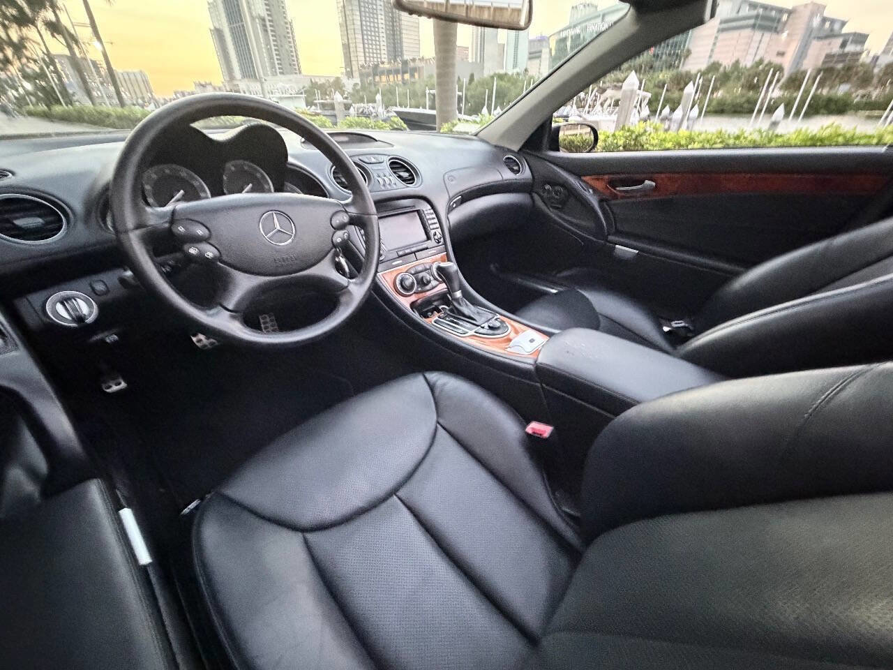 Used 2007 Mercedes-Benz SL 550 w/ Premium Pkg I image 32