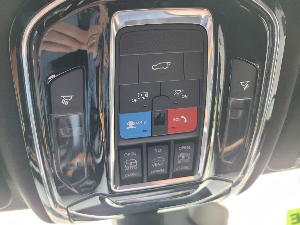Used 2023 Jeep Grand Cherokee L Summit image 52