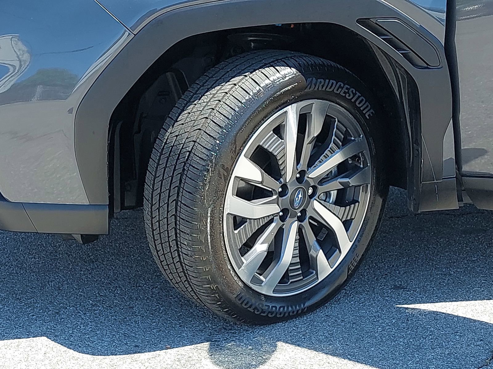 Certified 2025 Subaru Forester Touring AWD/4WD image 32