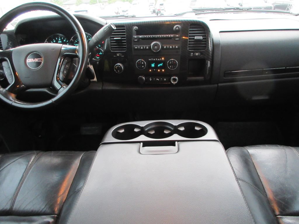 Used 2011 GMC Sierra 1500 SLE w/ Power Tech Package AWD/4WD image 17
