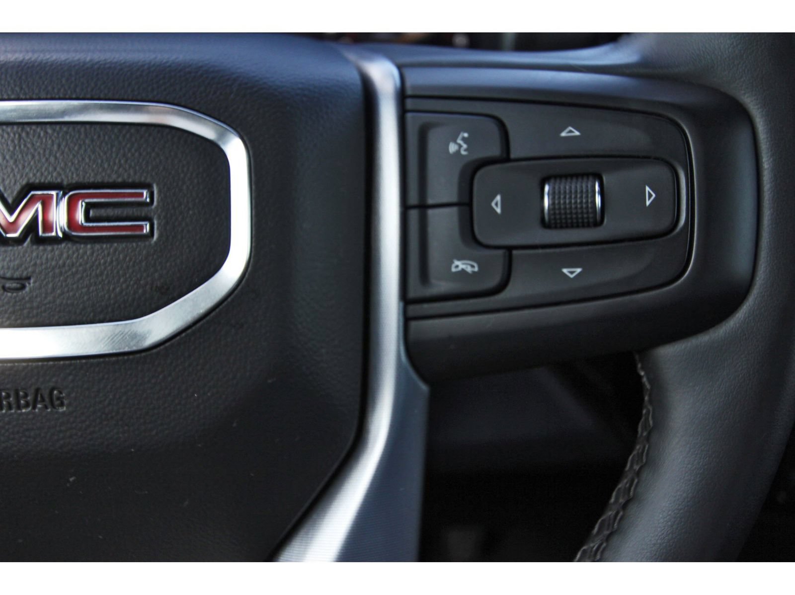 Used 2025 GMC Sierra 1500 SLT RWD image 19