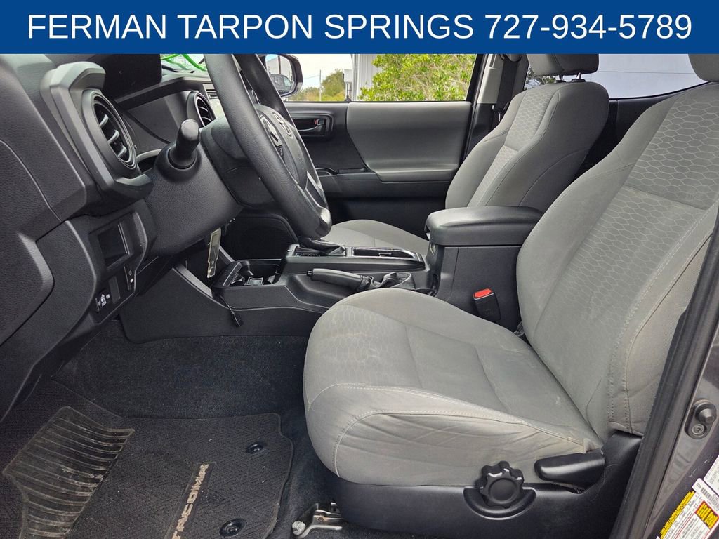 Used 2017 Toyota Tacoma SR image 12