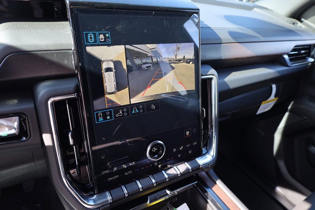 New 2026 GMC Yukon XL Denali w/ Advanced Technology Package image 15