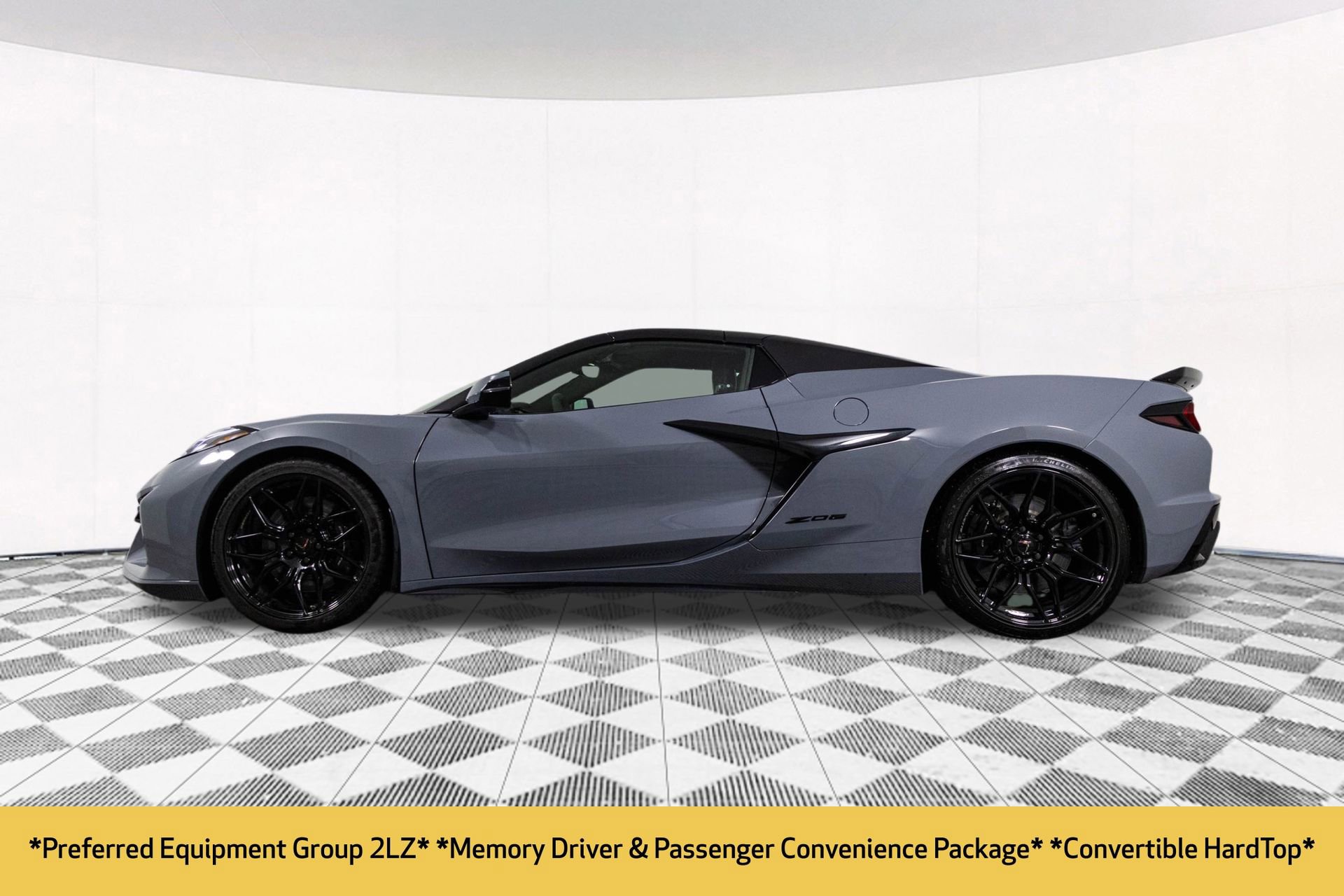 Used 2024 Chevrolet Corvette Z06 image 9