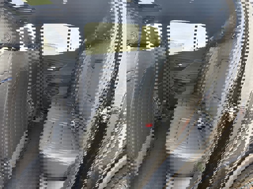 New 2026 Buick Envista Sport Touring image 11