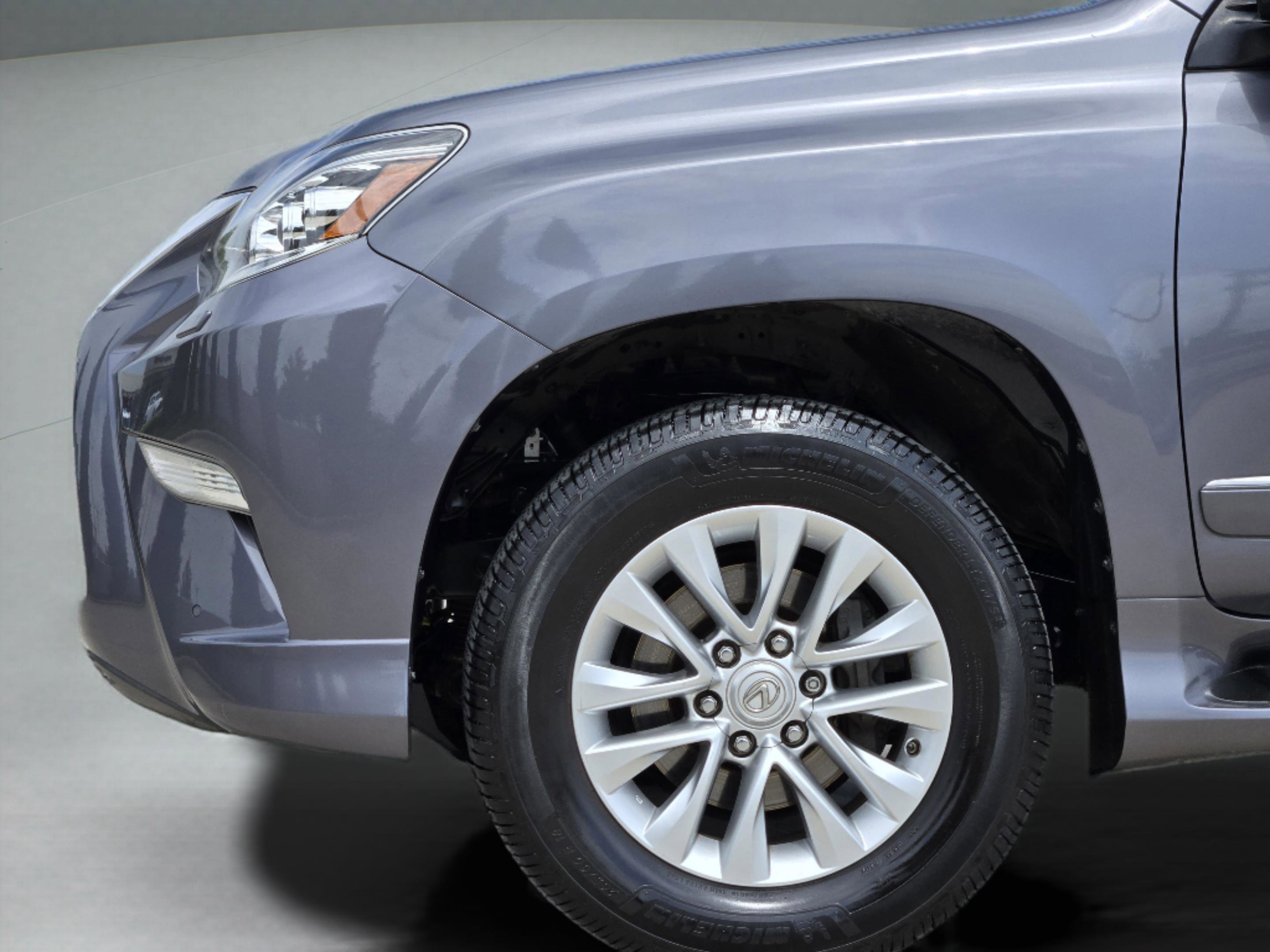 Used 2019 Lexus GX 460 Premium AWD/4WD image 39