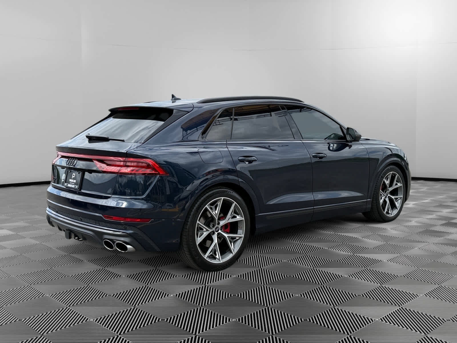 Used 2023 Audi SQ8 Prestige image 5