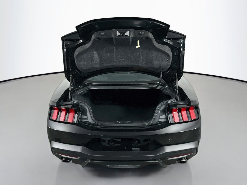 Used 2026 Ford Mustang Coupe RWD image 29
