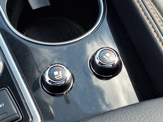 Used 2023 Nissan Maxima SR w/ Sport Mat Group FWD image 26