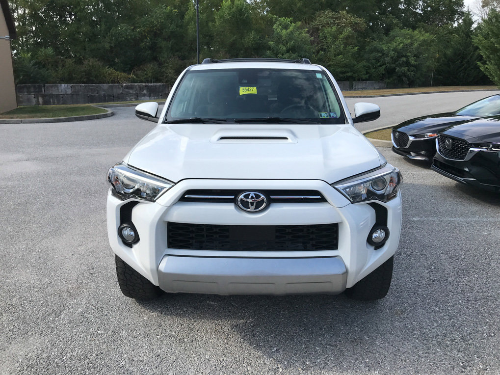 Used 2020 Toyota 4Runner TRD Off-Road image 3