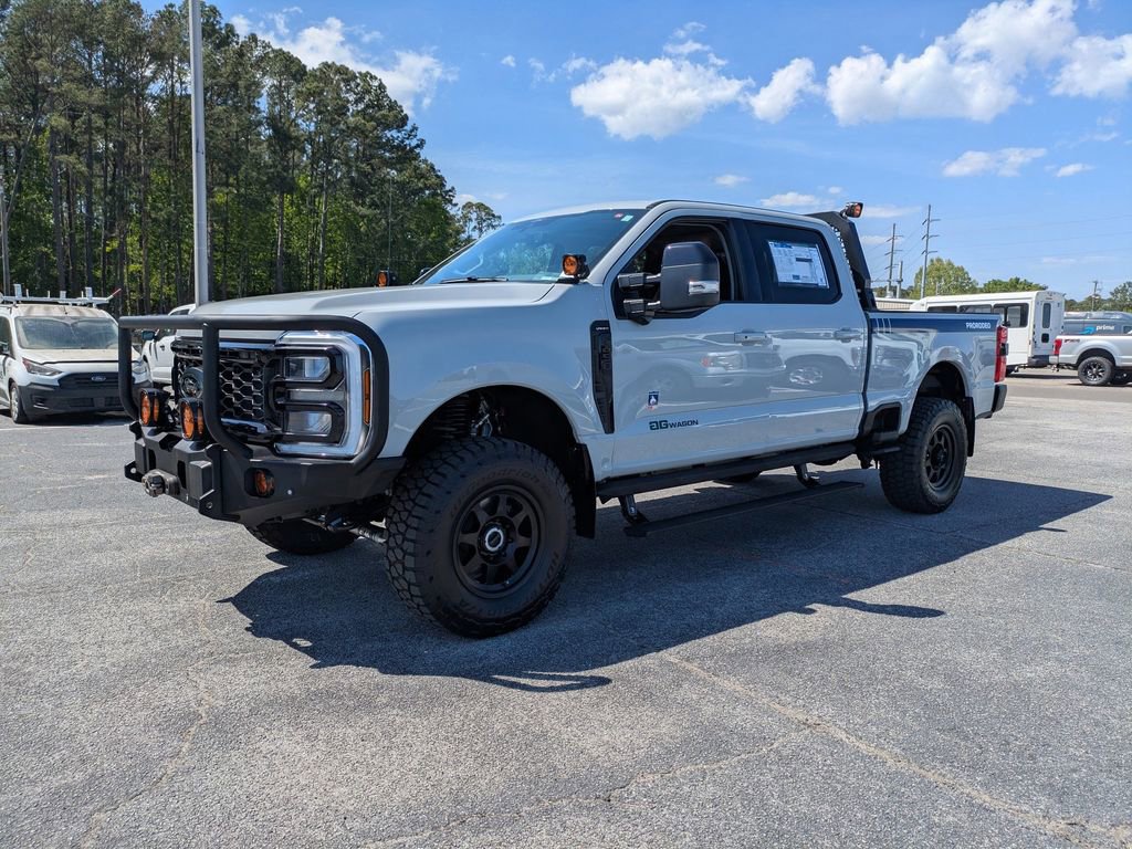 New 2026 Ford F250 Lariat w/ Black Appearance Package image 7