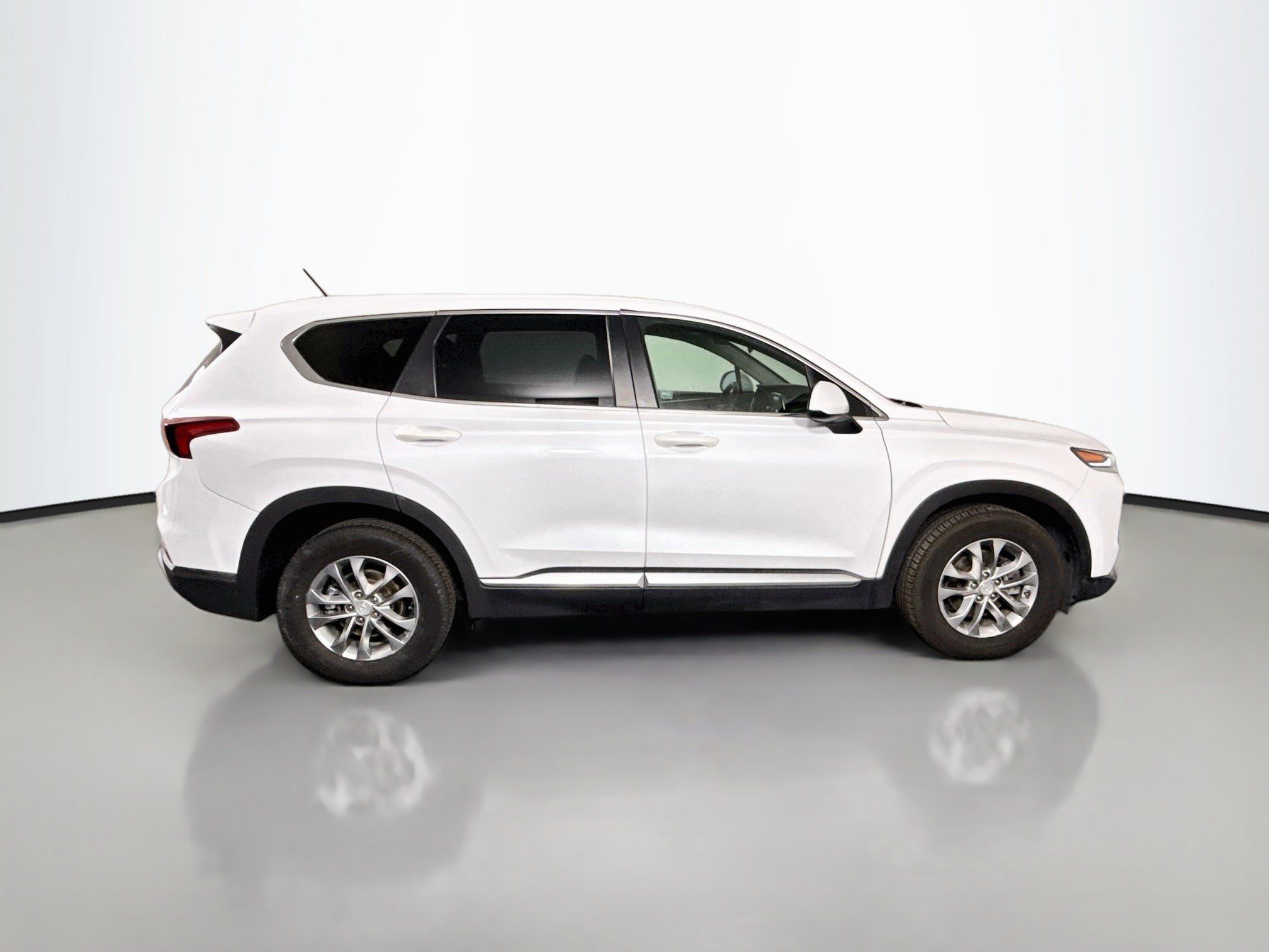 Used 2020 Hyundai Santa Fe SE FWD image 11