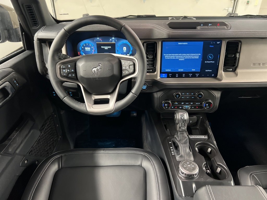 New 2025 Ford Bronco Outer Banks image 8