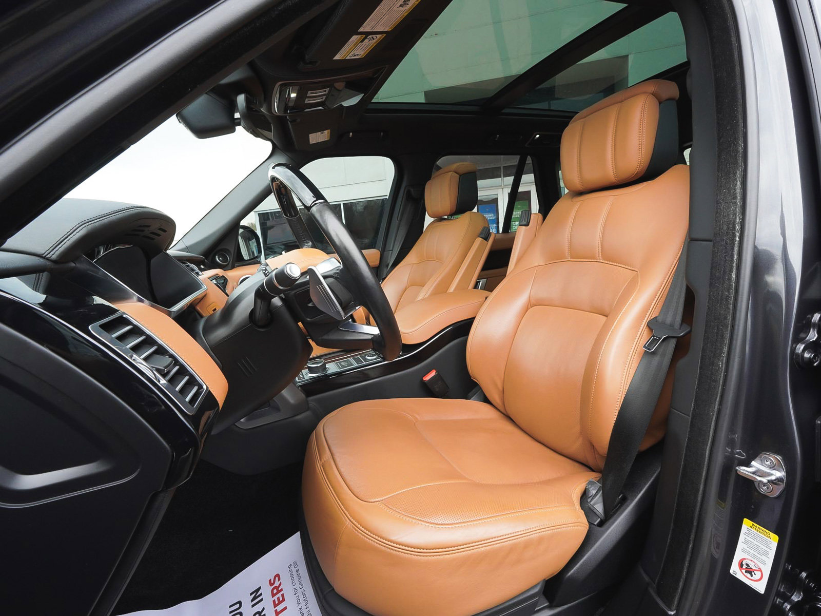 Used 2021 Land Rover Range Rover Autobiography Fifty Edition image 35