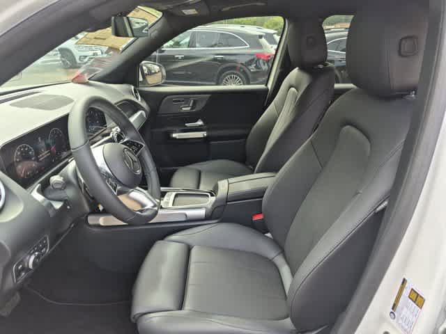 New 2026 Mercedes-Benz GLB 250 4MATIC image 16