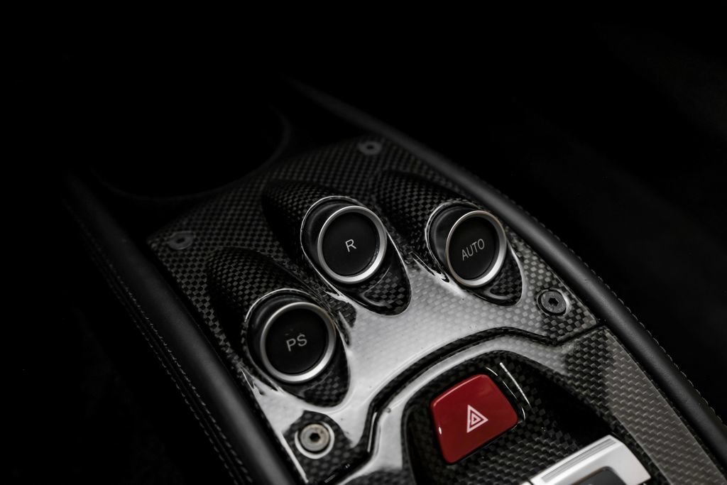 Used 2014 Ferrari 458 Spider RWD image 30