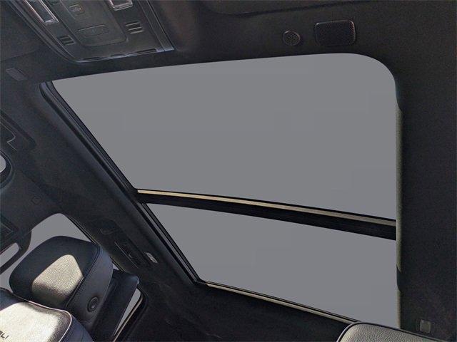 Used 2021 GMC Yukon Denali w/ Denali Premium Package image 21