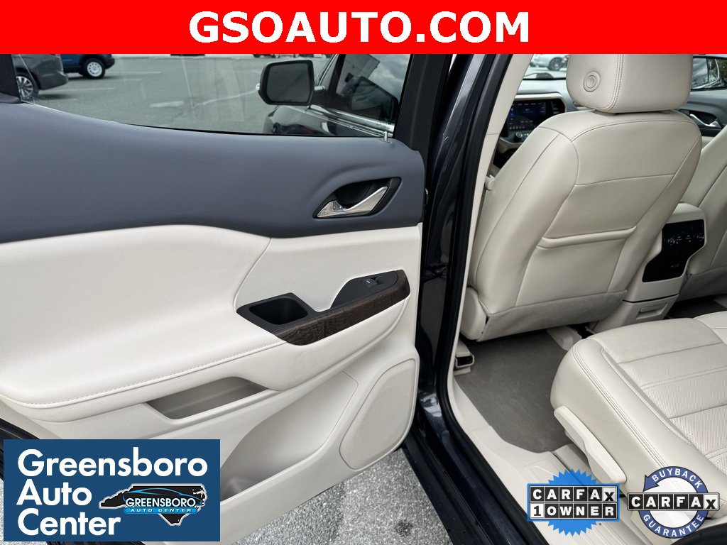 Used 2022 GMC Acadia Denali w/ Denali Technology Package image 32
