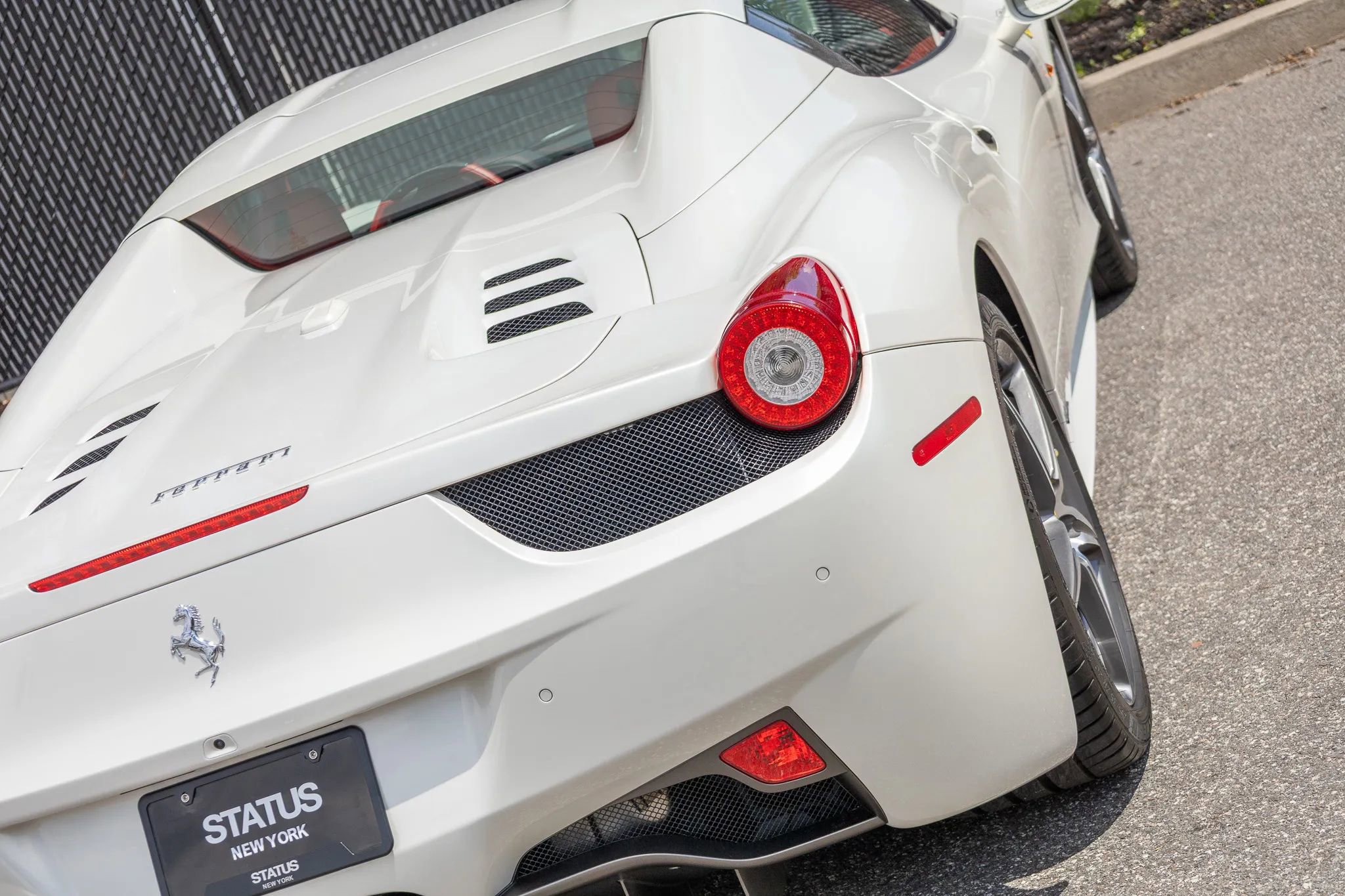 Used 2012 Ferrari 458 Spider RWD image 53
