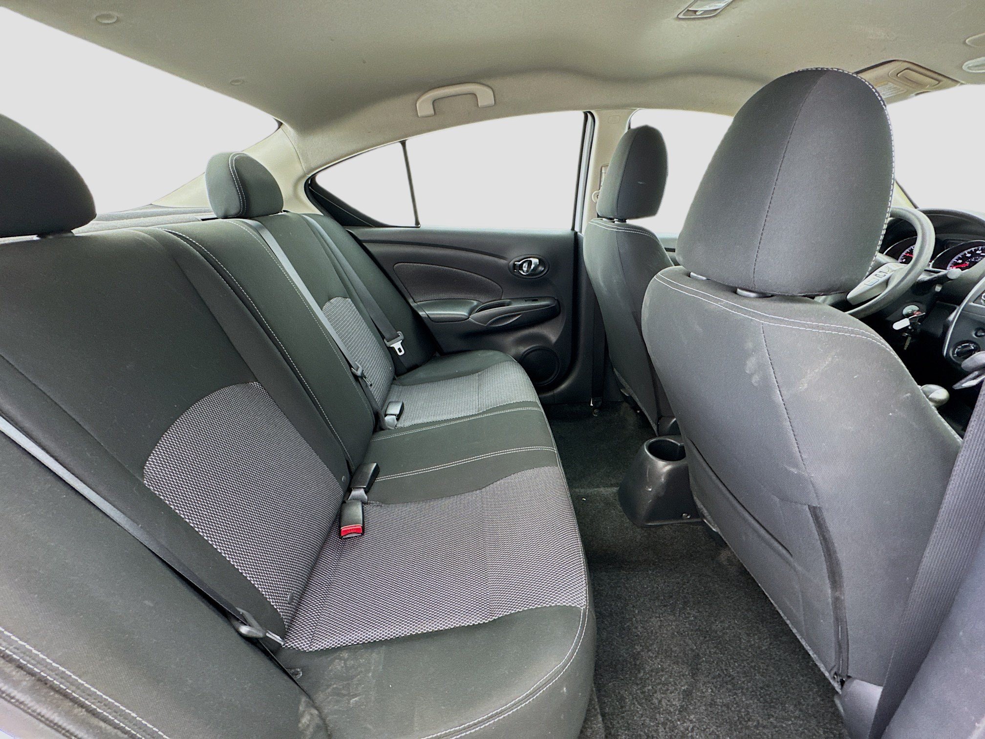 Used 2018 Nissan Versa SV FWD image 15