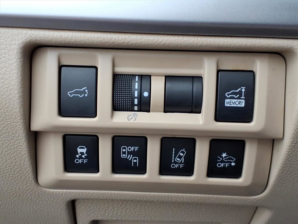 Used 2019 Subaru Outback 2.5i Limited w/ Popular Package #2 image 22