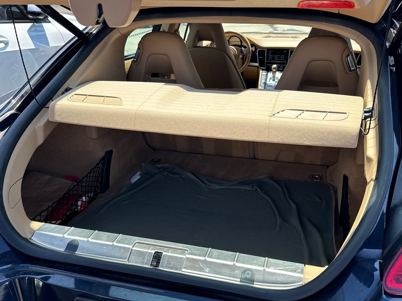 Used 2012 Porsche Panamera 4 image 9
