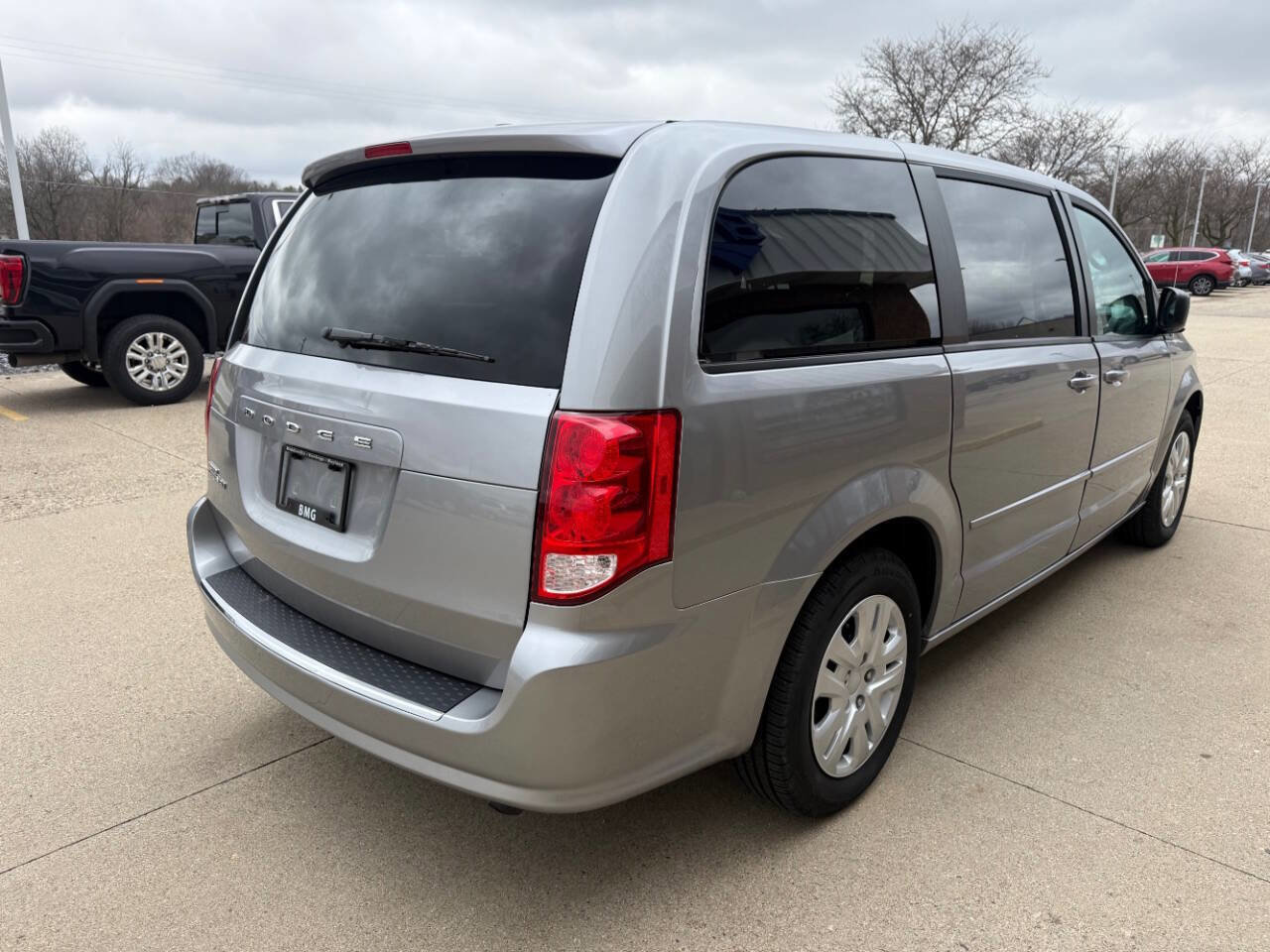 Used 2015 Dodge Grand Caravan SE w/ Quick Order Package 29E SE image 5