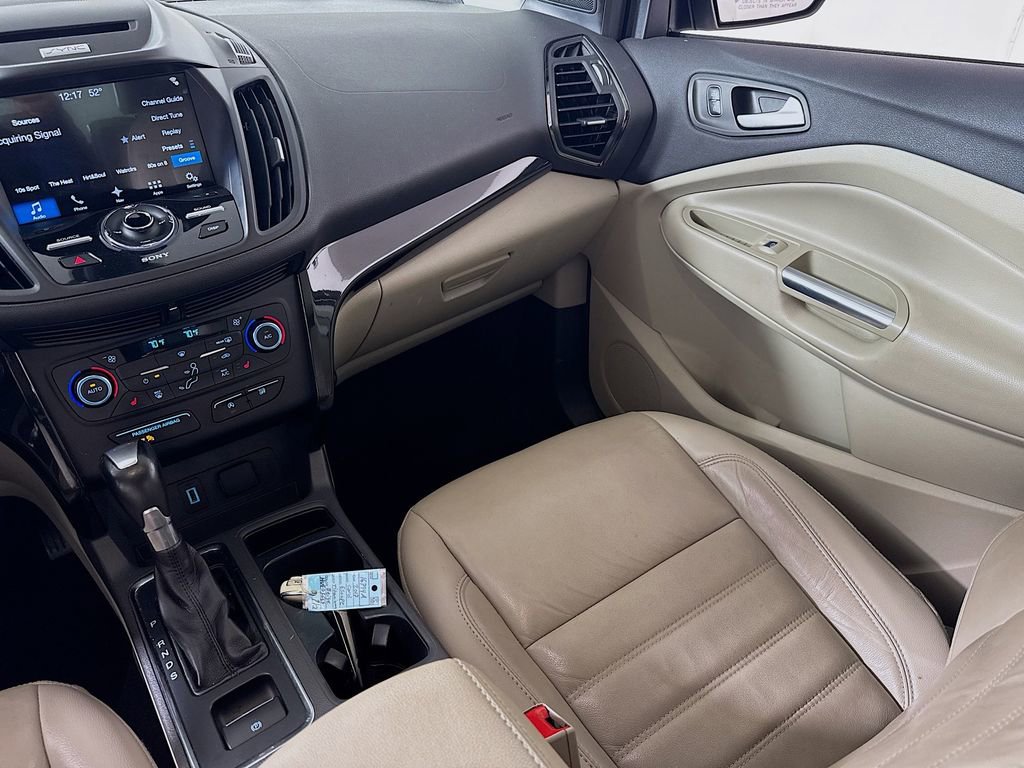 Used 2017 Ford Escape Titanium image 24