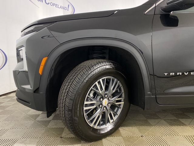 Certified 2026 Chevrolet Traverse LT FWD image 29