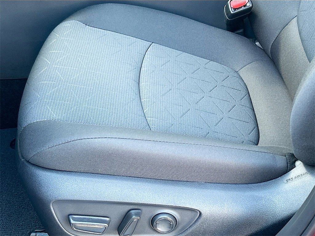 New 2025 Toyota RAV4 XLE image 18