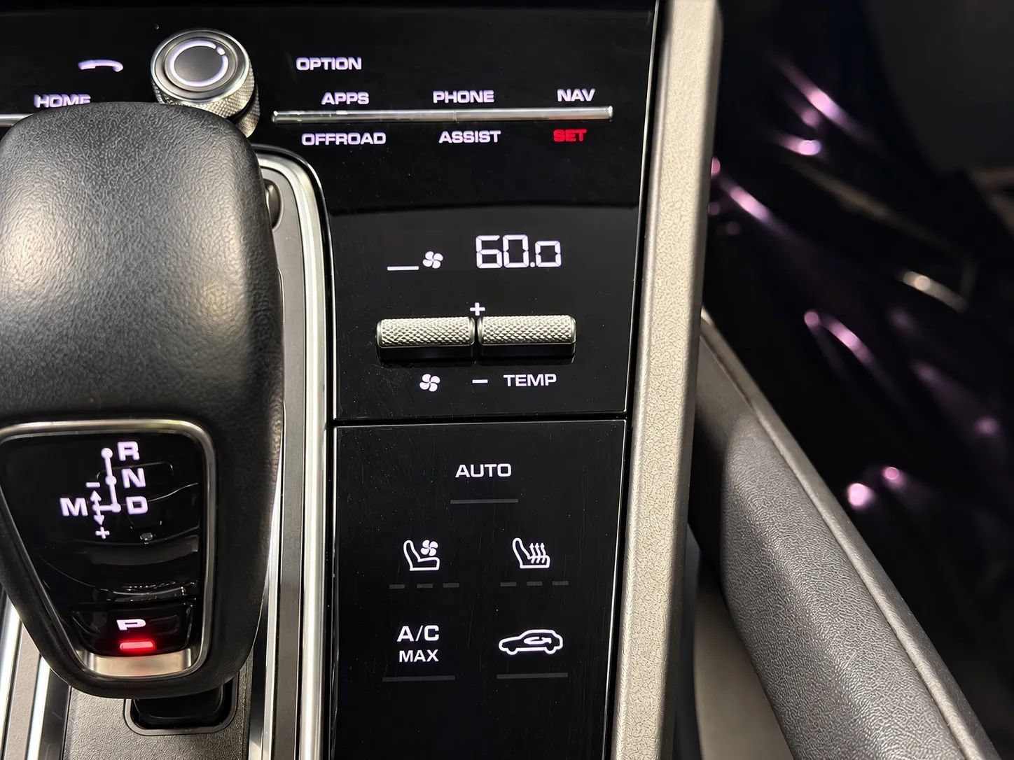 Used 2020 Porsche Cayenne Turbo AWD/4WD image 55