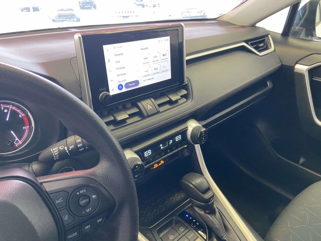 Certified 2024 Toyota RAV4 XLE FWD image 20