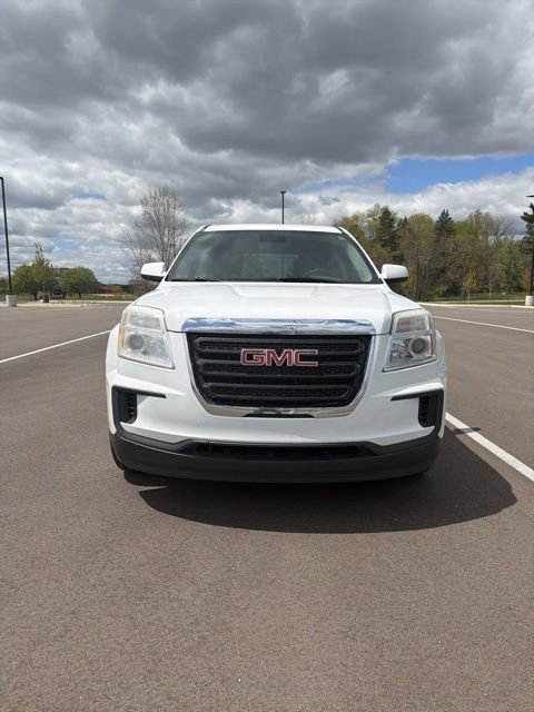 Used 2017 GMC Terrain SLE FWD image 2