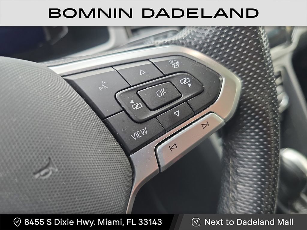 Used 2022 Volkswagen Atlas SEL R-Line image 22