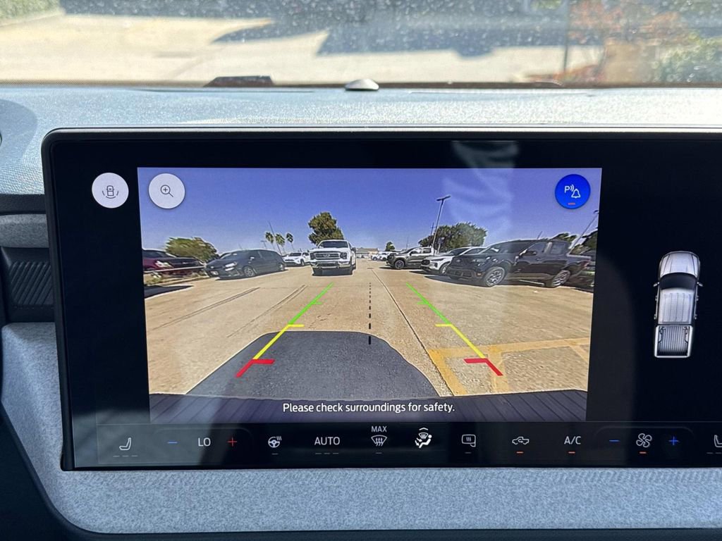 New 2025 Ford Maverick XLT w/ XLT Luxury Package image 10