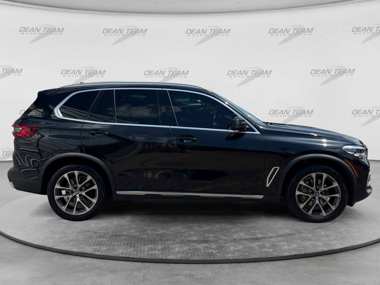 Used 2021 BMW X5 xDrive40i w/ Convenience Package AWD/4WD image 9