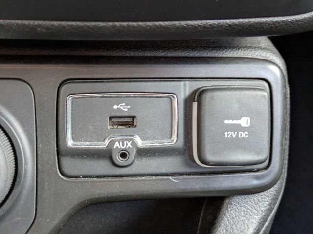 Used 2020 Jeep Renegade Sport w/ UConnect 7.0 Group image 22