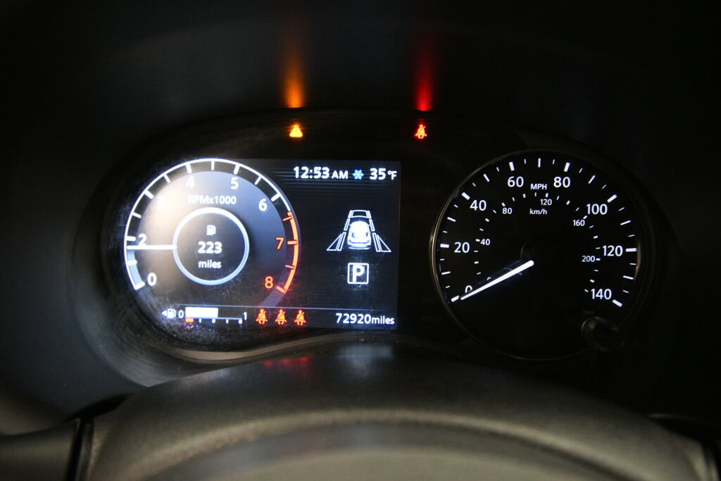 Used 2022 Nissan Kicks SV image 14
