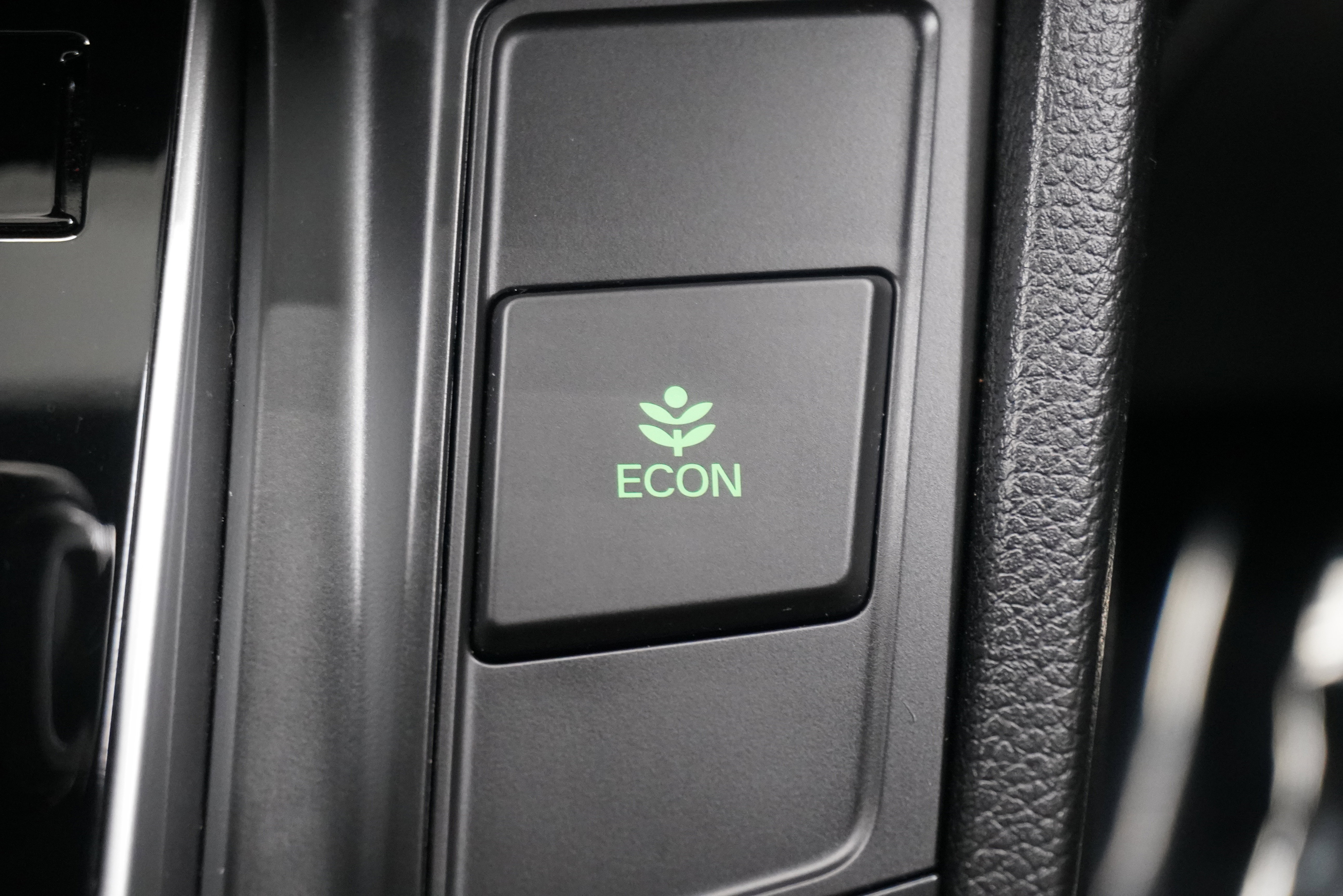 Used 2019 Honda CR-V Touring image 22