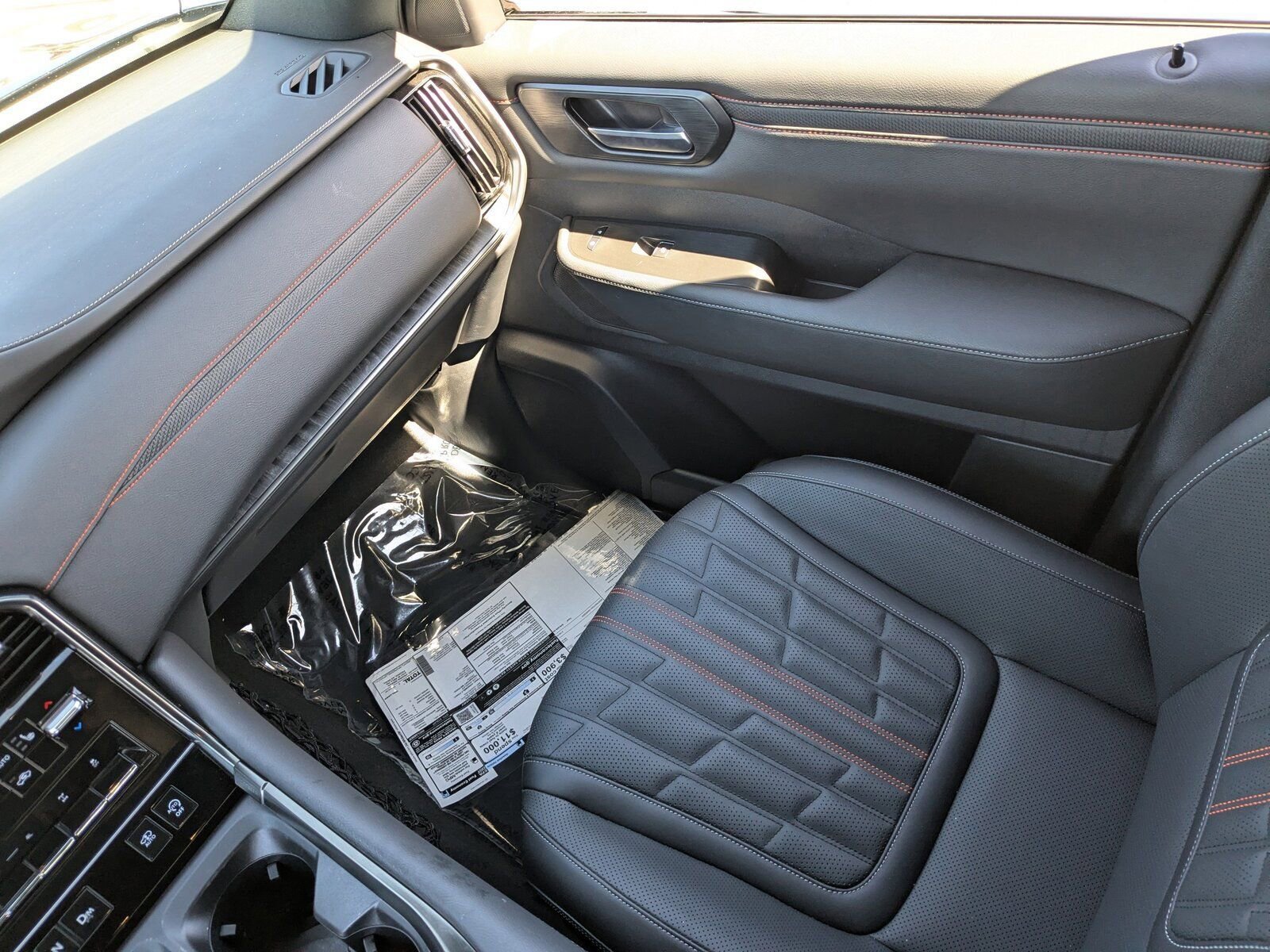 New 2026 Nissan Armada PRO-4X w/ Captain's Chari Seat Package image 21