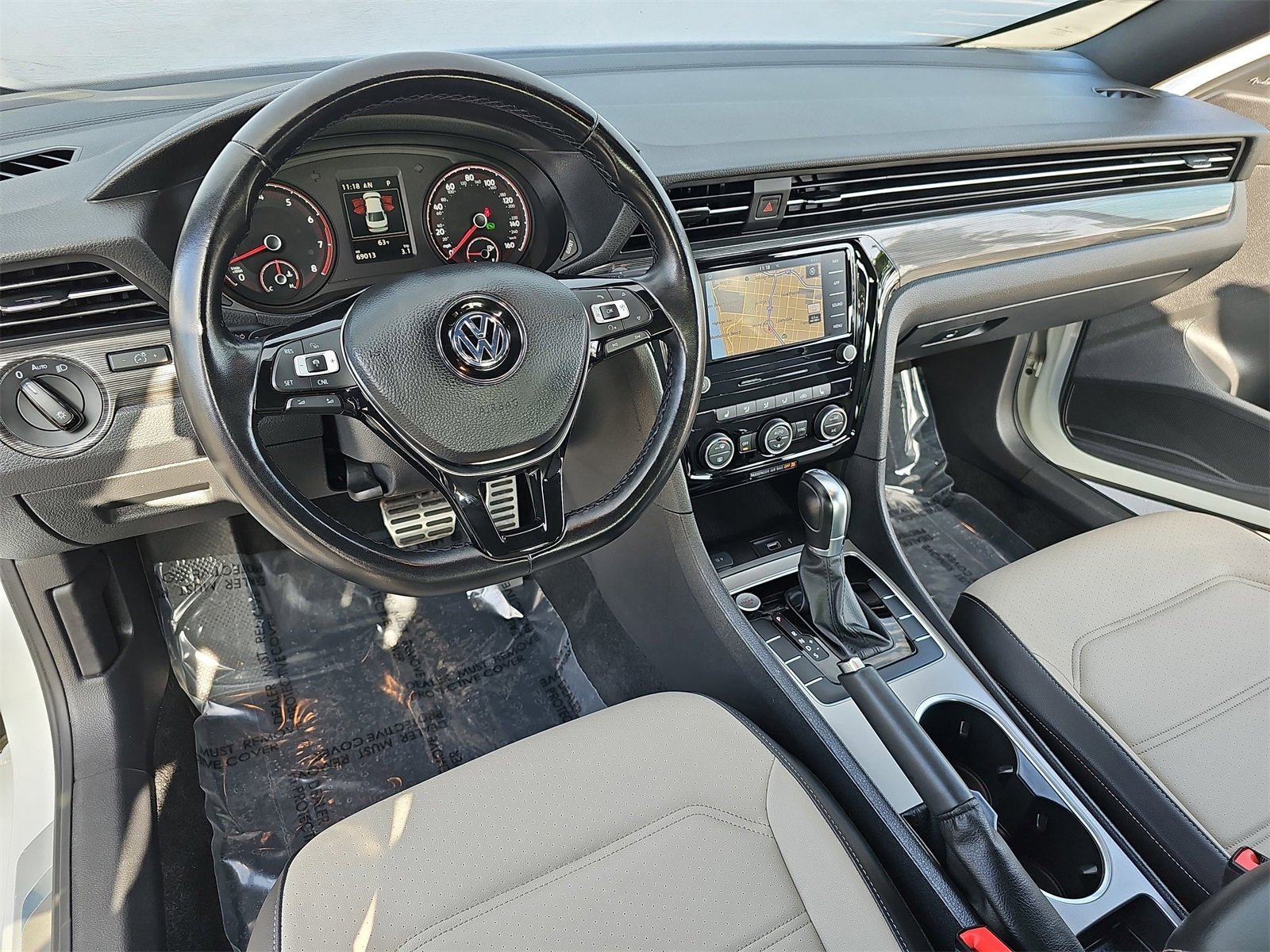 Used 2021 Volkswagen Passat 2.0T R-Line image 15