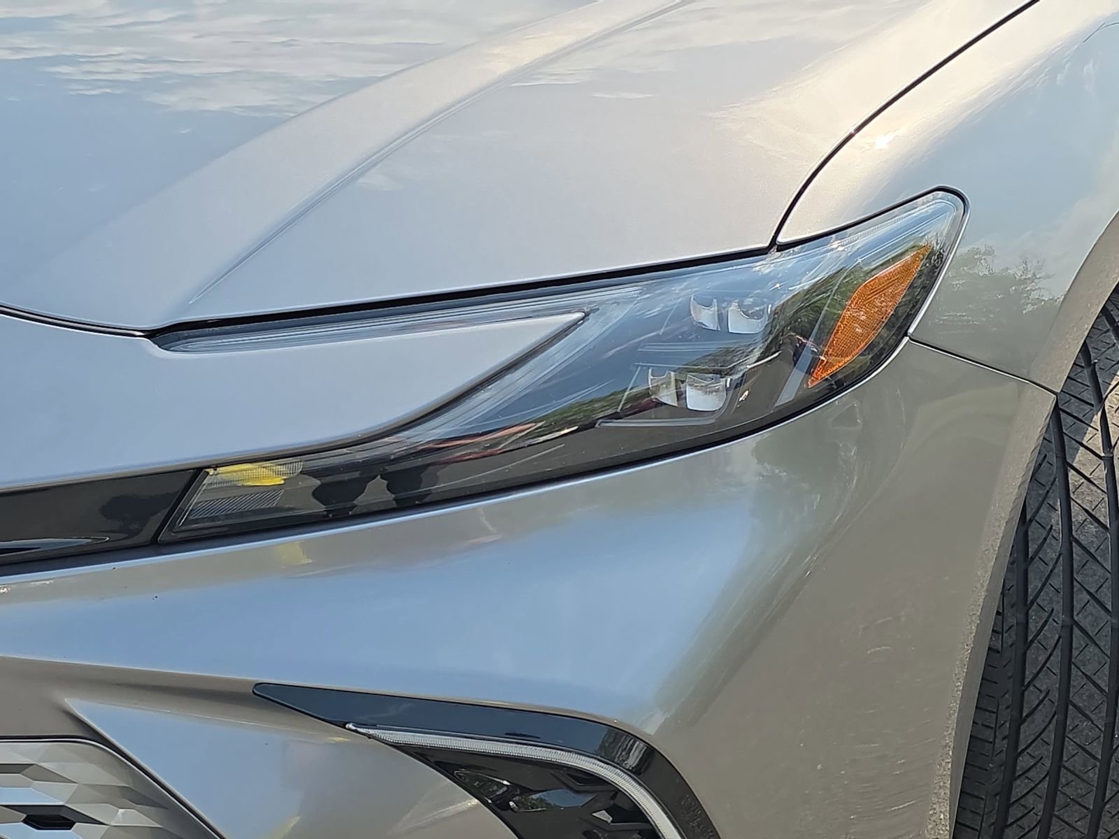 Used 2025 Toyota Camry XSE image 30