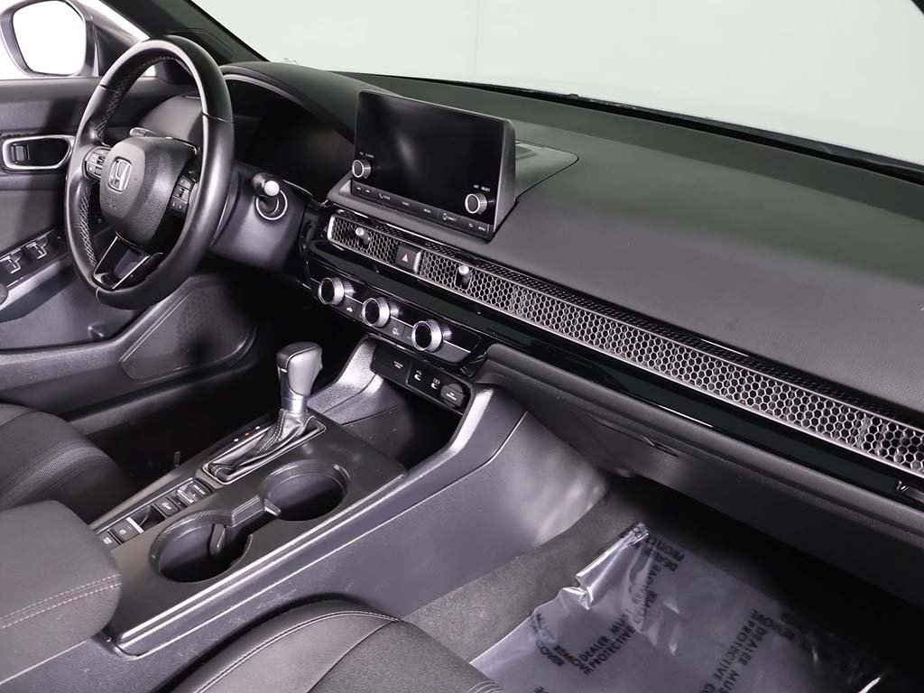 Used 2025 Honda Civic Sport image 25