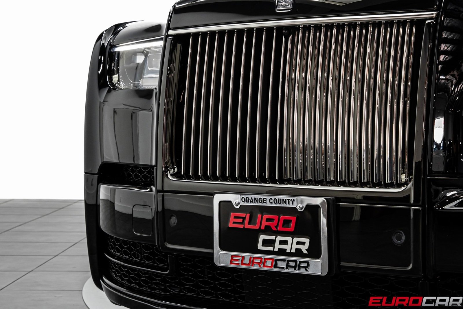 Used 2024 Rolls-Royce Phantom Sedan image 13