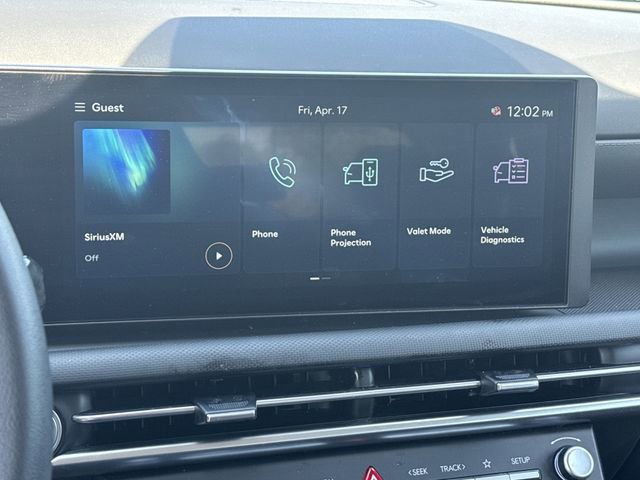 Certified 2025 Hyundai Tucson SE image 28