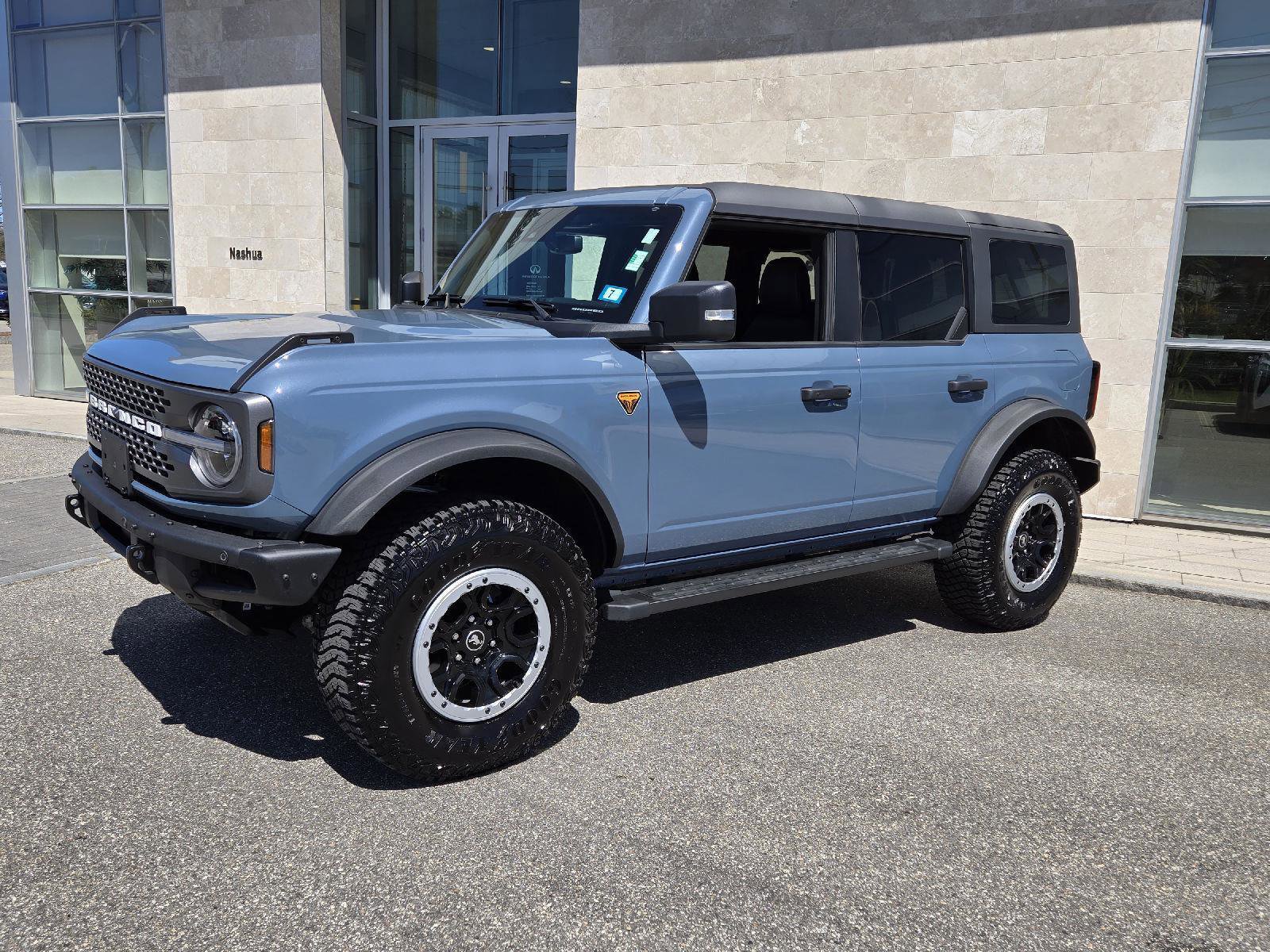Used 2024 Ford Bronco Badlands AWD/4WD image 2