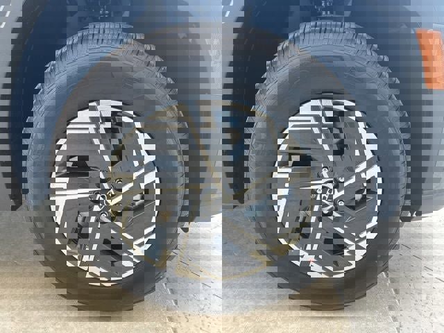 New 2026 Hyundai Tucson Blue SE image 39